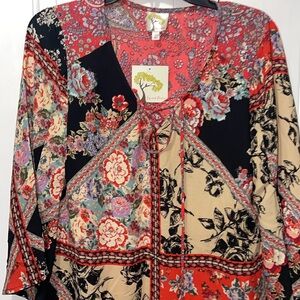 NWT Anthropologie fig & flowers, bohemian floral shirt/tunic w slit long sleeves